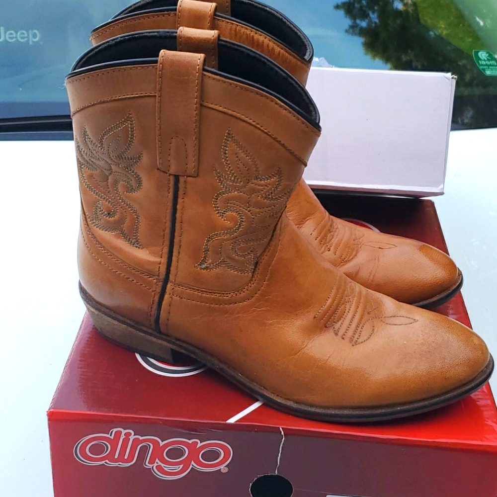 Ladies Boots